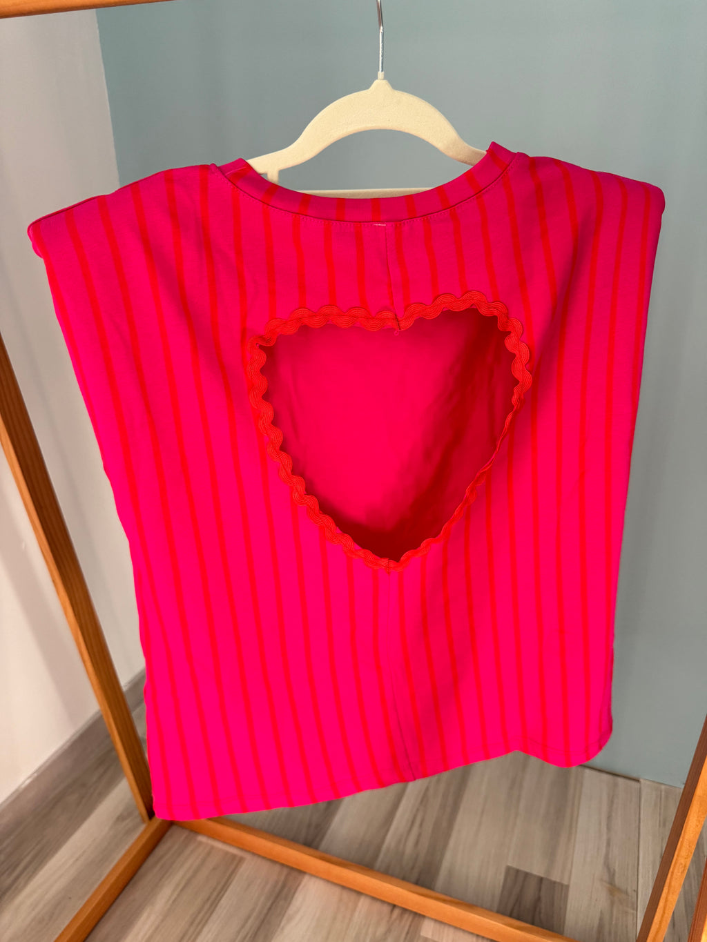 Top cœur rose